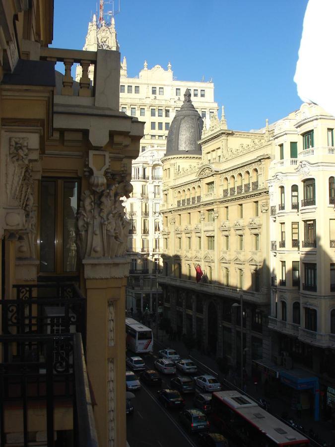 Hostal Avenida Мадрид Экстерьер фото