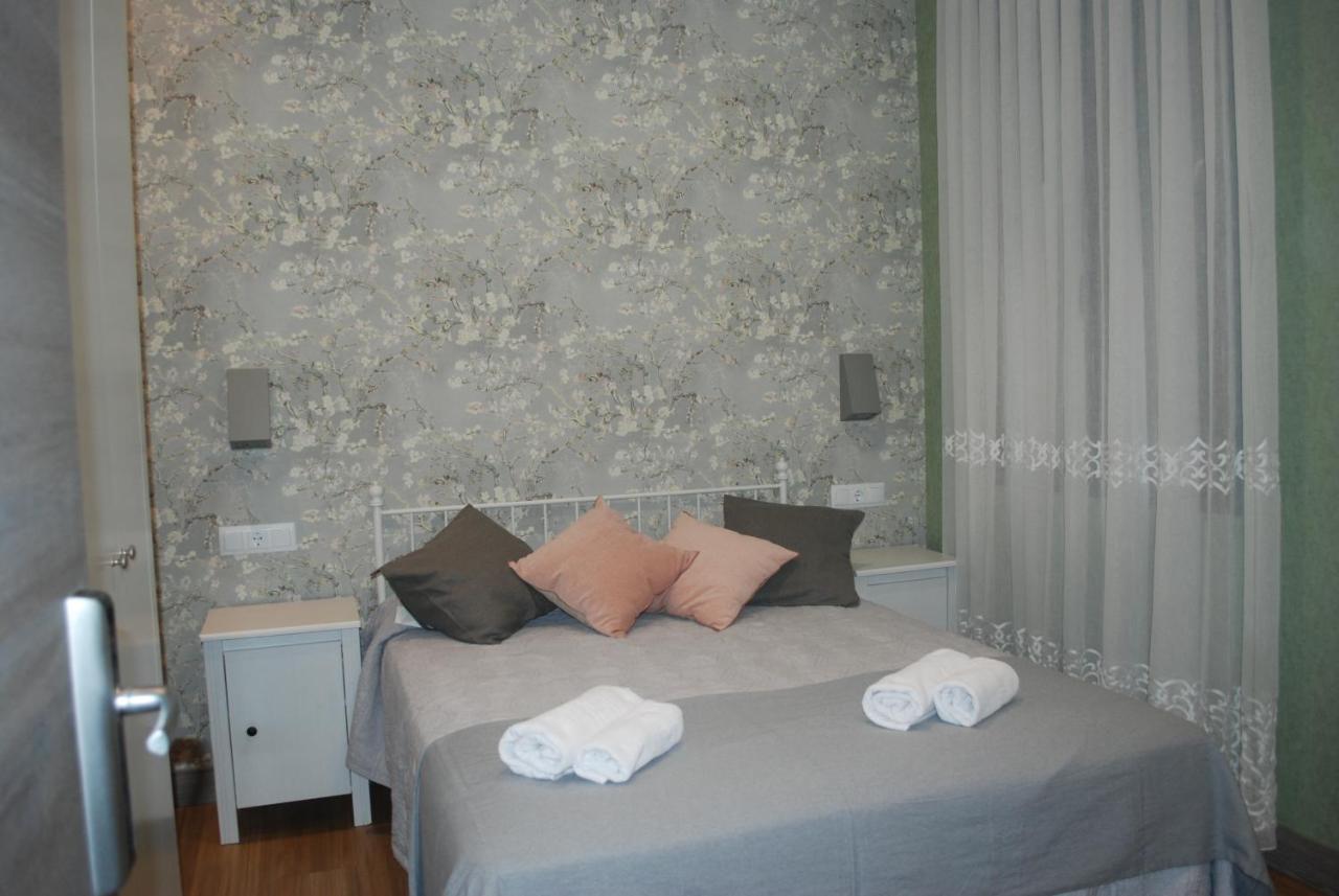 Hostal Avenida Мадрид Экстерьер фото