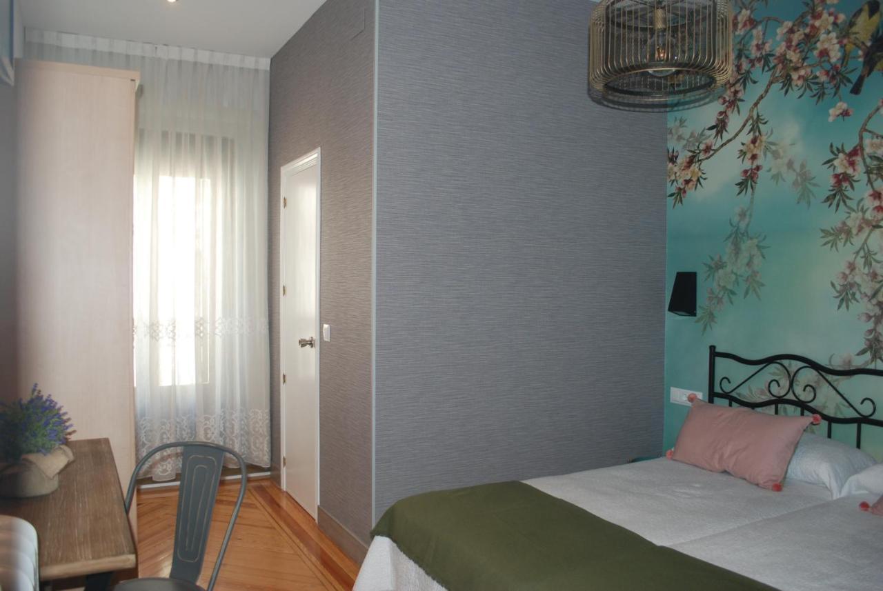 Hostal Avenida Мадрид Экстерьер фото